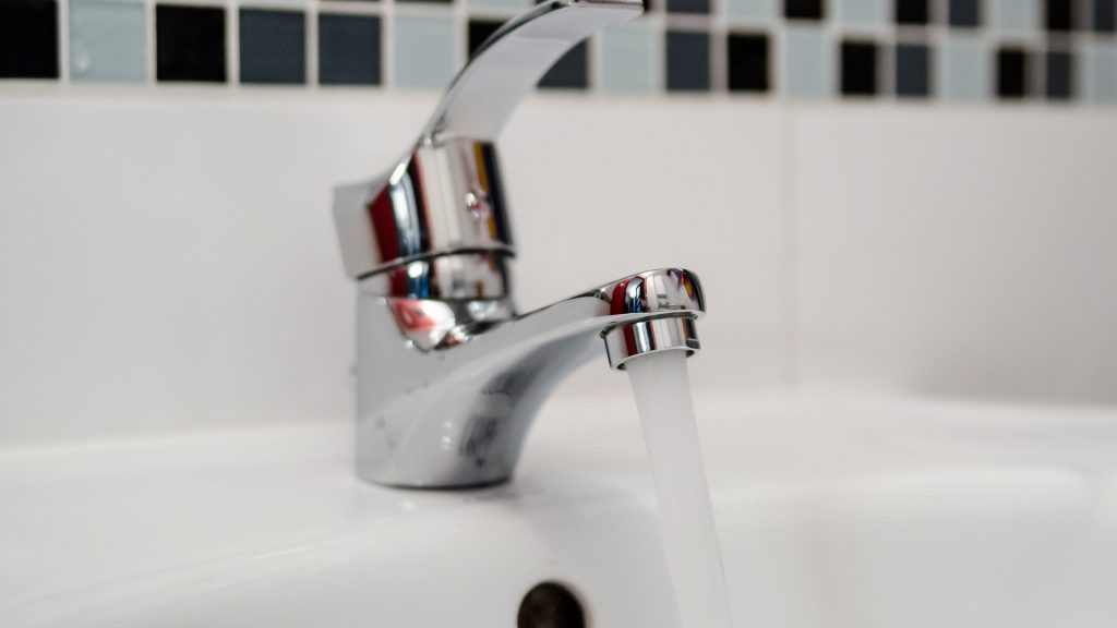 Éviter les dommages causés par la haute pression de l'eau